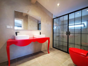 Red F30 Kırmızı,Modern Tasarımlı Villa